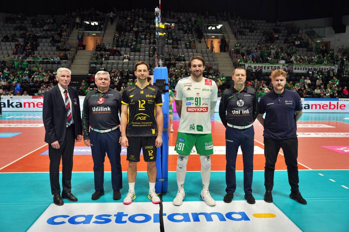 Olsztyńscy kibice siatkówki w hali Urania radowali się zwycięstwem swoich zawodników [ZDJĘCIA]