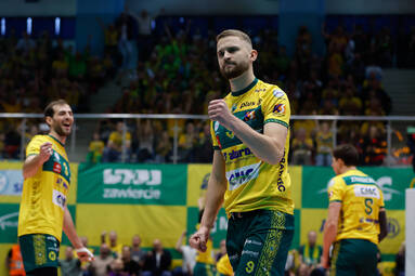 Trzech się bije, ale tylko dwóch skorzysta