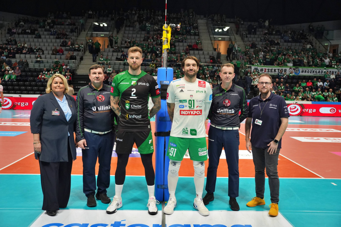 Indykpol AZS Olsztyn umocnił swoją pozycję w ósemce, InPost ChKS Chełm jeszcze musi walczyć, by być pewnym utrzymania w PlusLidze [ZDJĘCIA] 
