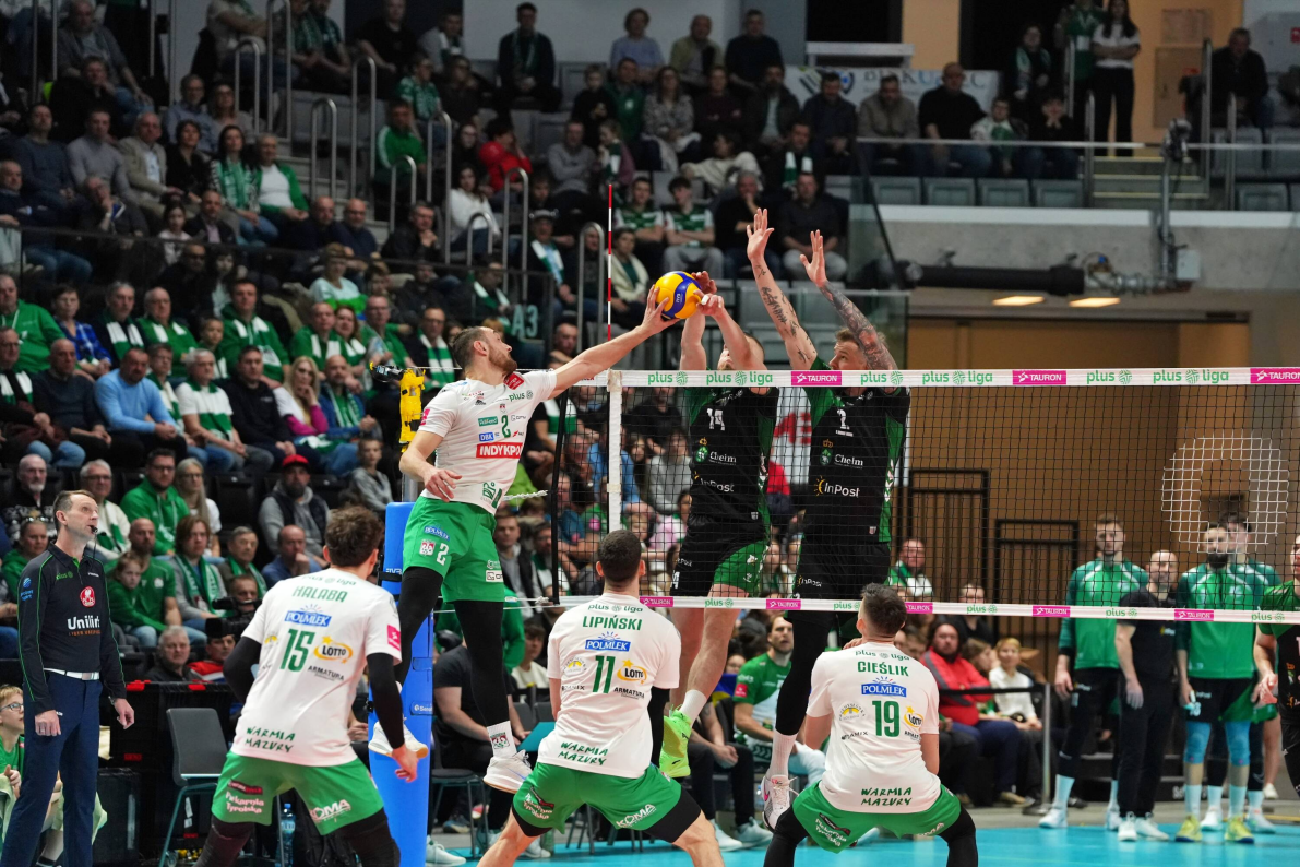 Indykpol AZS Olsztyn umocnił swoją pozycję w ósemce, InPost ChKS Chełm jeszcze musi walczyć, by być pewnym utrzymania w PlusLidze [ZDJĘCIA] 