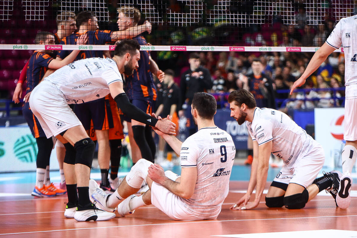 93. minuty emocji w pierwszym meczu play-off PlusLigi, między PGE Projektem Warszawa a JSW Jastrzębski Węglem [ZDJĘCIA]