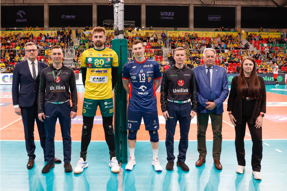 ZAKSA Kędzierzyn-Koźle postawiła się twardo gospodarzom w Zawierciu i prowadzi 1:0 w ćwierćfinałowej rywalizacji [ZDJĘCIA]