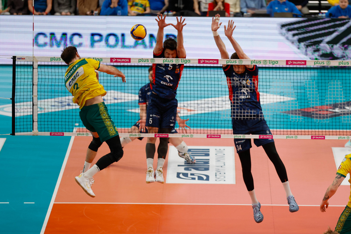 ZAKSA Kędzierzyn-Koźle postawiła się twardo gospodarzom w Zawierciu i prowadzi 1:0 w ćwierćfinałowej rywalizacji [ZDJĘCIA]