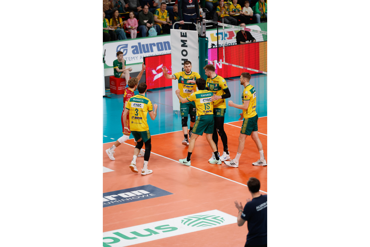 ZAKSA Kędzierzyn-Koźle postawiła się twardo gospodarzom w Zawierciu i prowadzi 1:0 w ćwierćfinałowej rywalizacji [ZDJĘCIA]