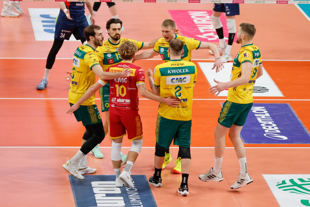 ZAKSA Kędzierzyn-Koźle postawiła się twardo gospodarzom w Zawierciu i prowadzi 1:0 w ćwierćfinałowej rywalizacji [ZDJĘCIA]