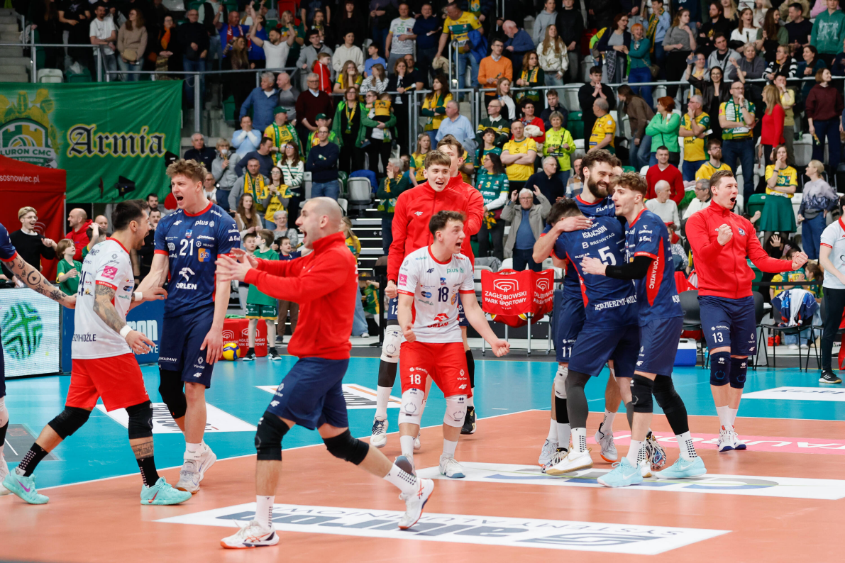 ZAKSA Kędzierzyn-Koźle postawiła się twardo gospodarzom w Zawierciu i prowadzi 1:0 w ćwierćfinałowej rywalizacji [ZDJĘCIA]