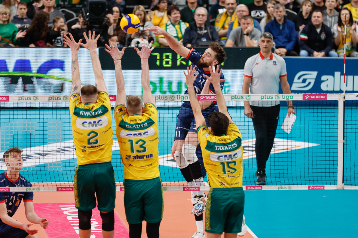  Aluron CMC Warta Zawiercie wygrywa trzeci mecz z ZAKSĄ i to oni zmierzą się z Asseco Resovią w półfinale [ZDJĘCIA]