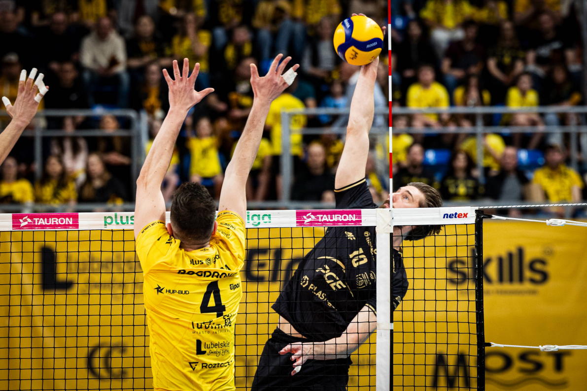 BOGDANKA LUK Lublin pokonuje PGE Projekt Warszawę i melduje się w finale PlusLigi [ZDJĘCIA]