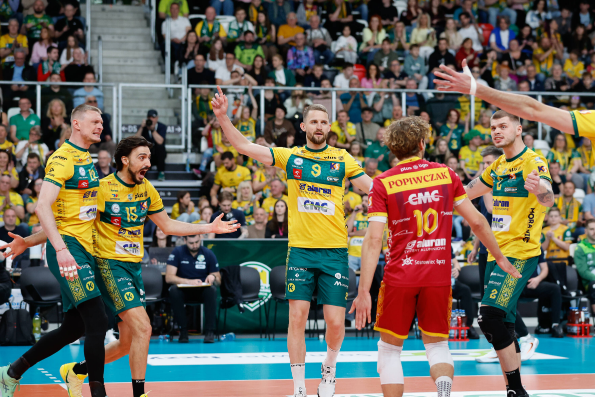W pierwszym finałowym starciu gigantów siatkówki 3:0 wygrywa Aluron CMC Warta Zawiercie [ZDJĘCIA]