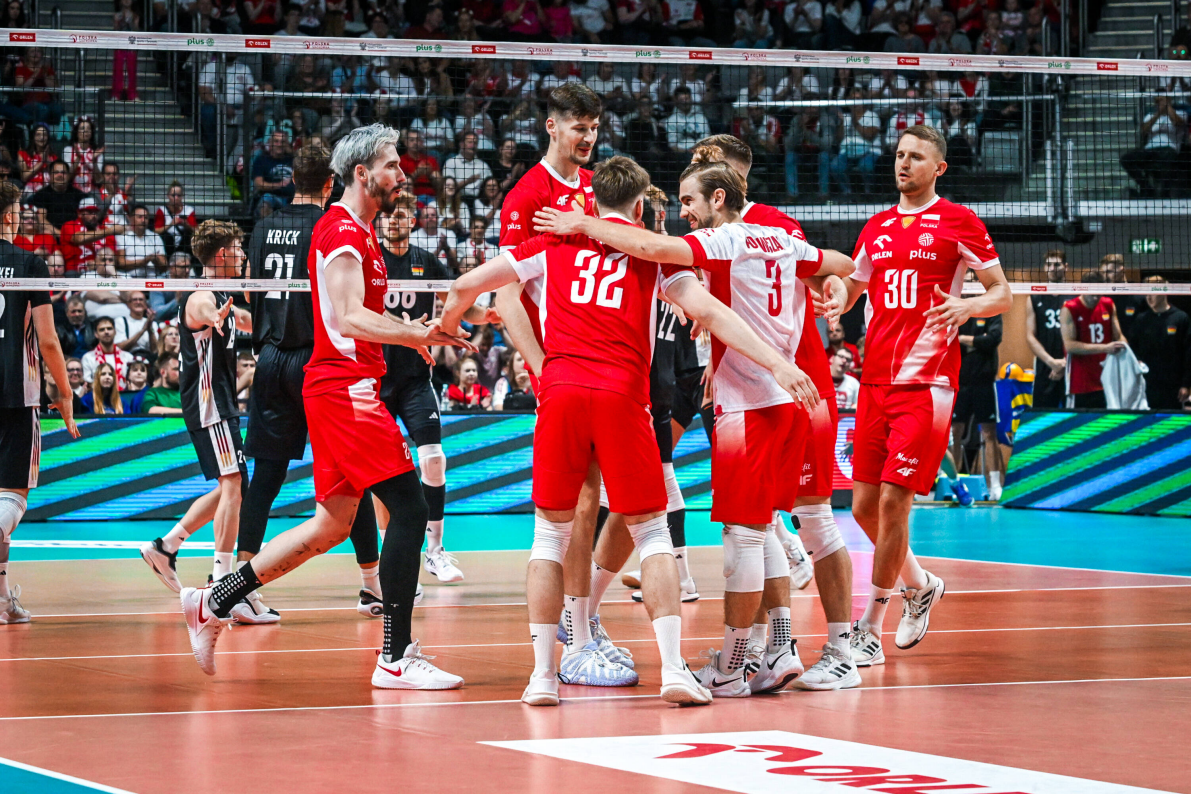 Mecz towarzyski Polska vs. Niemcy w Olsztynie. Urania pełna kibiców, a Polacy wygrywają w świetnym stylu [ZDJCIA]