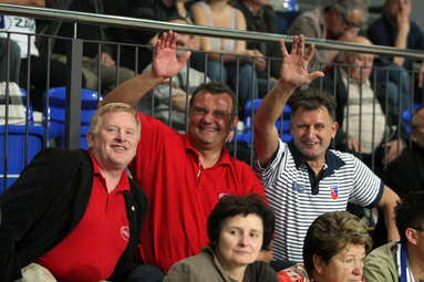 Zagrali w charytatywnym meczu